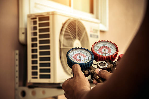 Professional Hvac technician working in Milford, UT